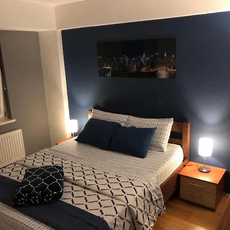 Tilia - Grand Center-free Wifi Parking Apartment *